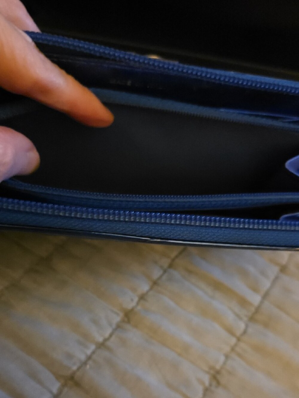 Chanel Boy Wallet/ In Cobalt Blue/ 100% Authentic - Picture 13 of 15
